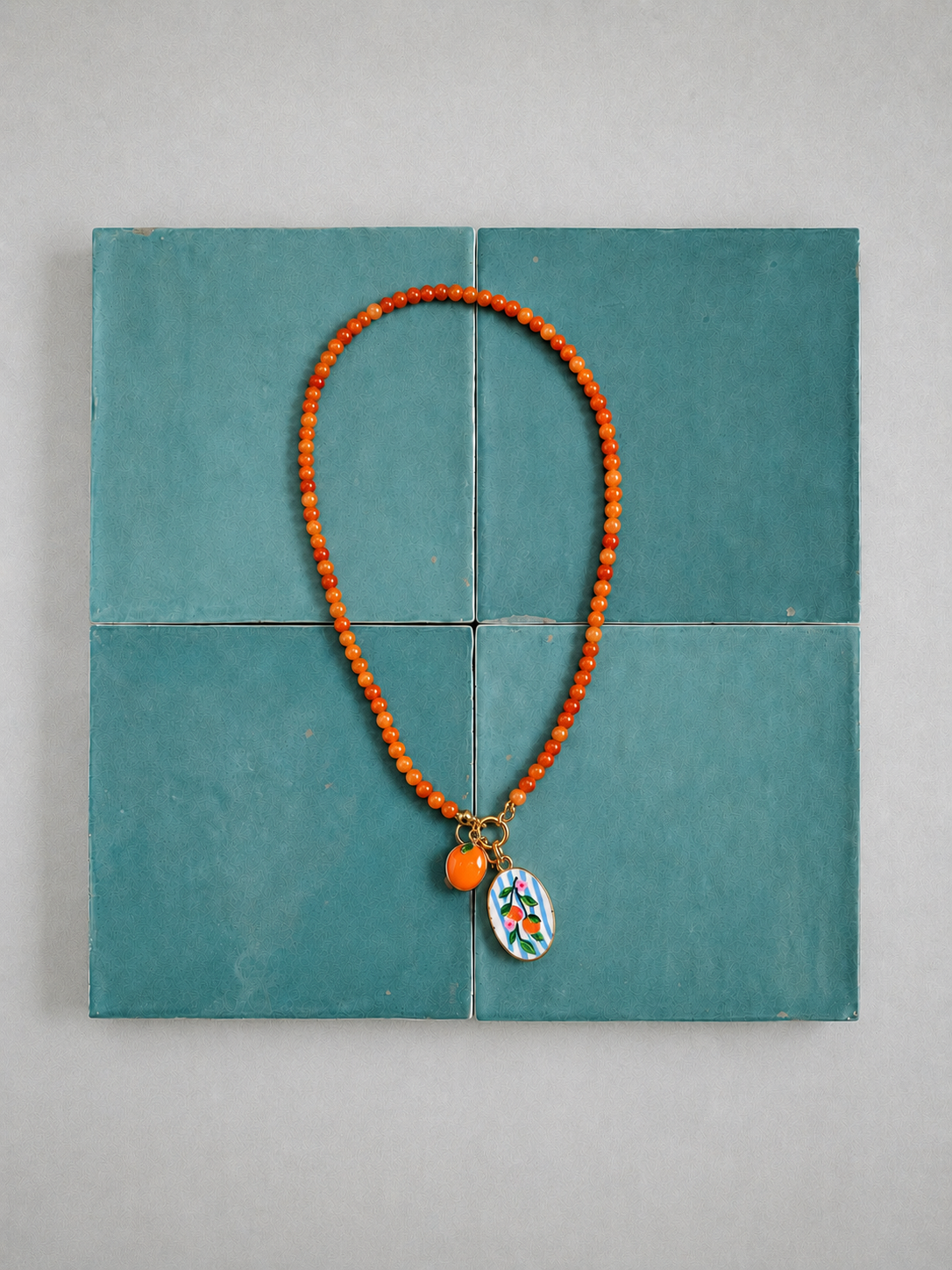 santra necklace