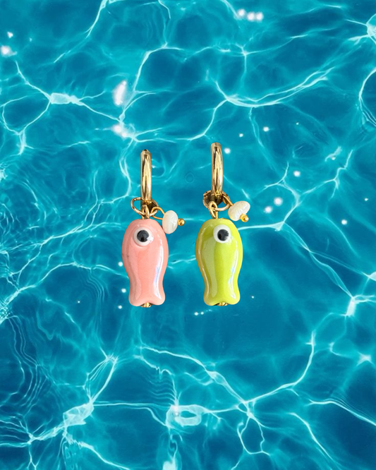 Mismatched Fishie Pair